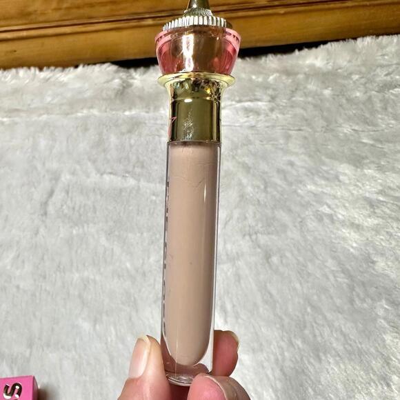 NIB Jeffree Star Legends Only The Gloss Lip Gloss Nude 4.5 ml - Picture 6 of 10